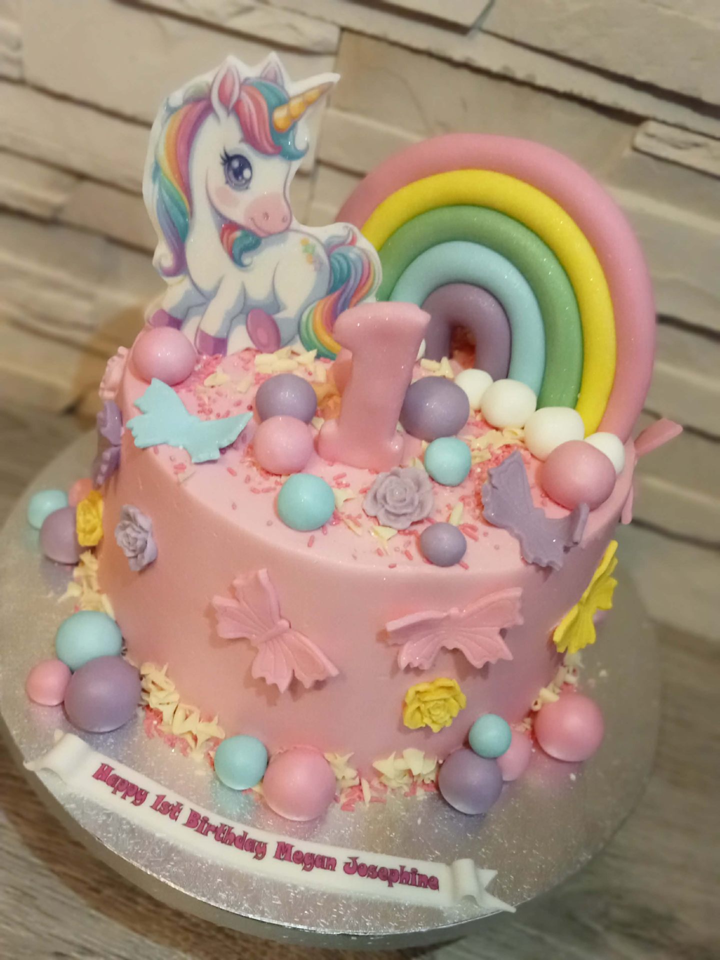 Pink Unicorn Rainbow Pearls — Birthday cake design