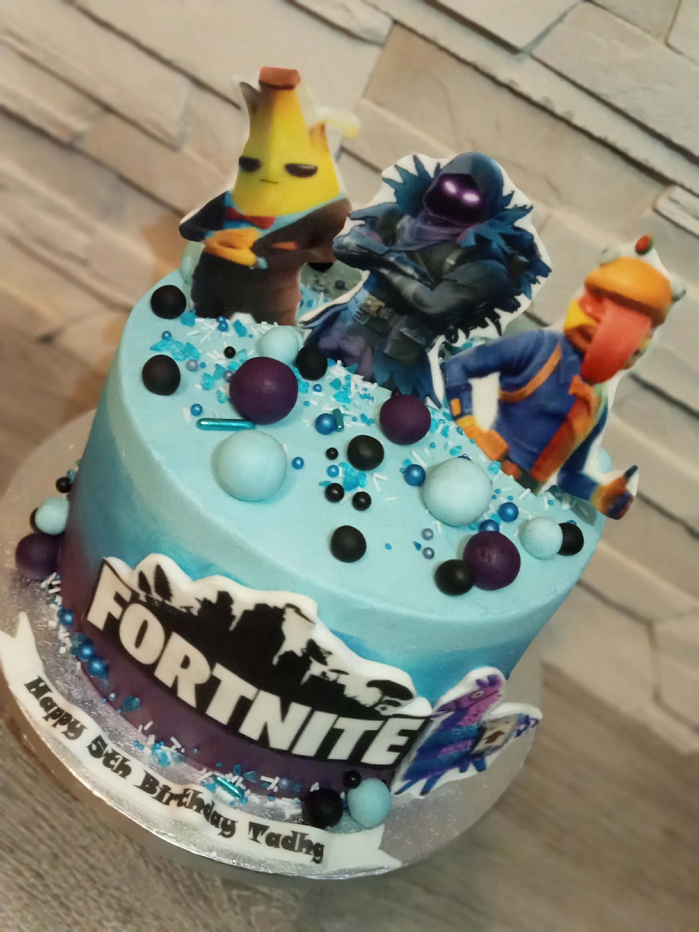 Fortnite Blue Blast — Birthday cake design