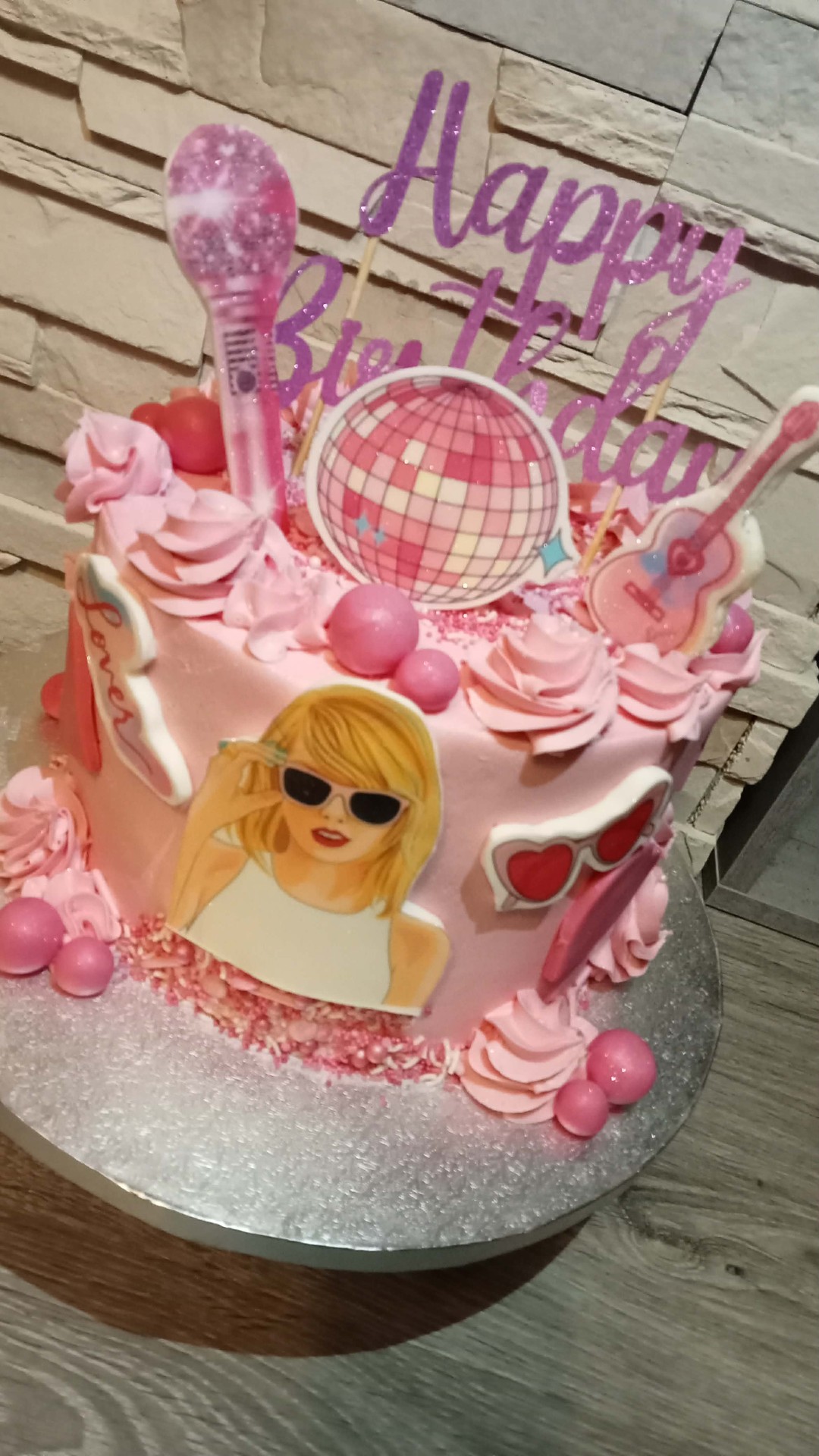 Taylor Swift Lover Pink — Birthday cake design