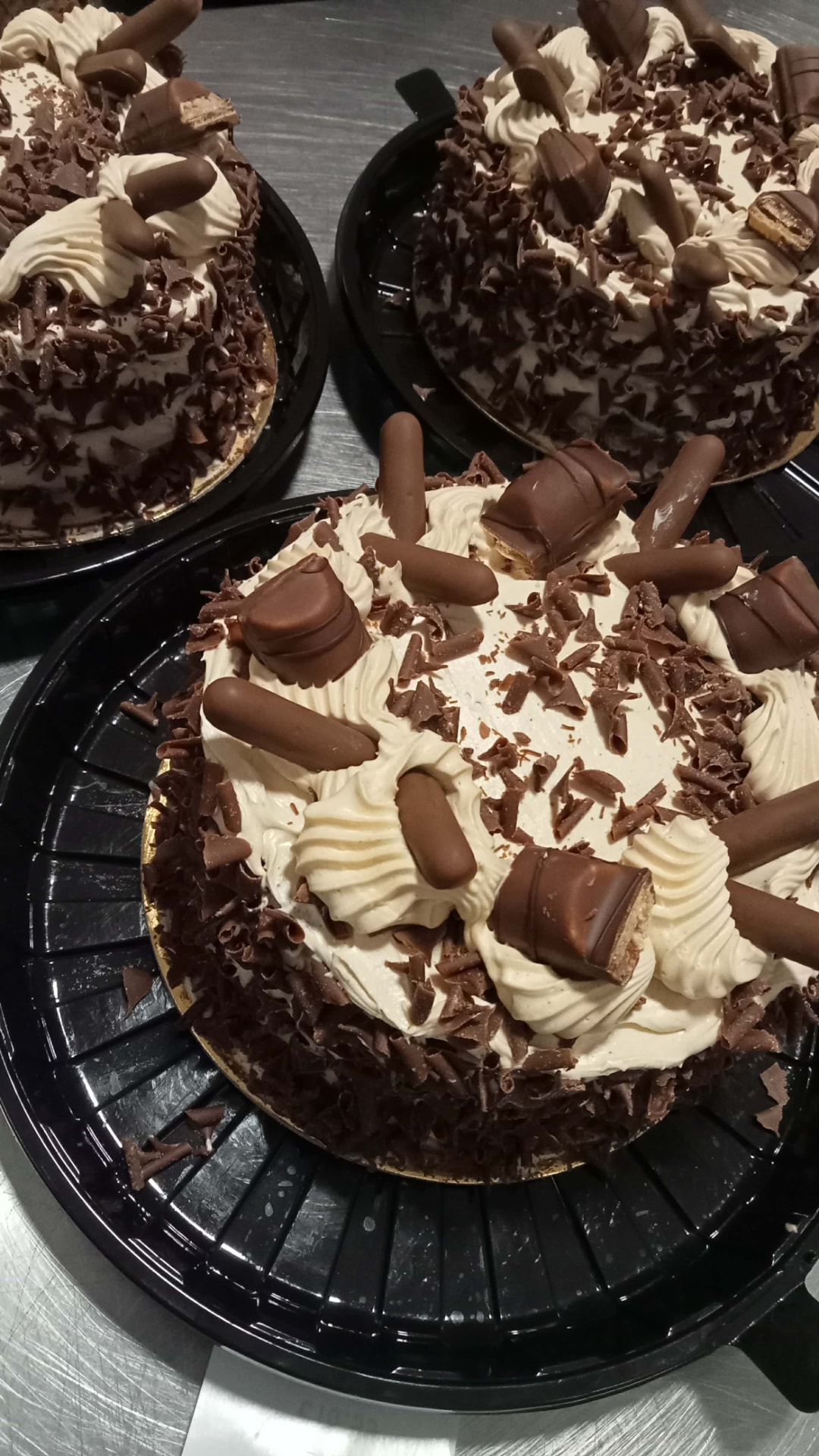 Simple 6" Cakes