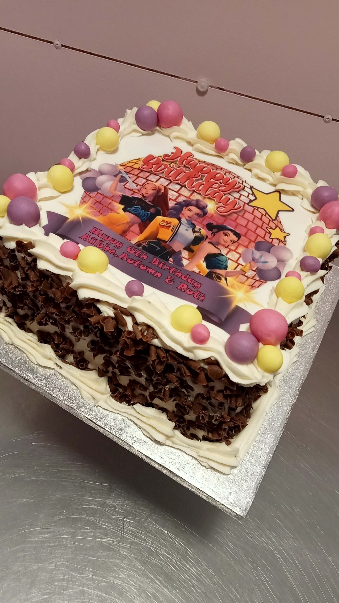 Pop Star Party — simple celebration cake design